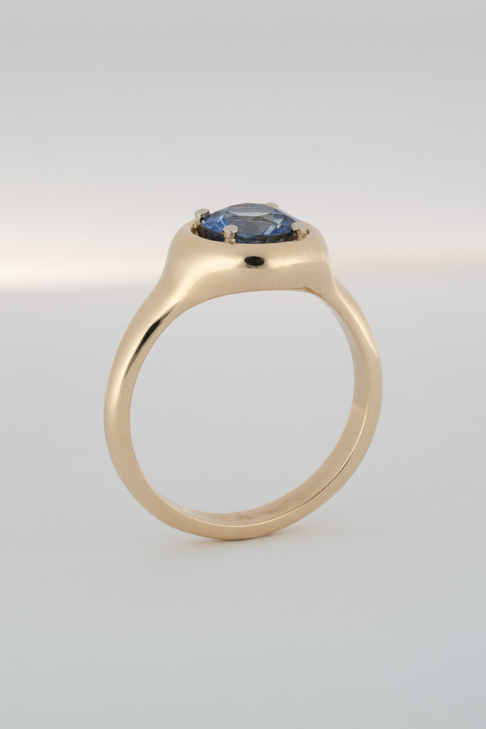 PARTI SAPPHIRE SIGNET RING