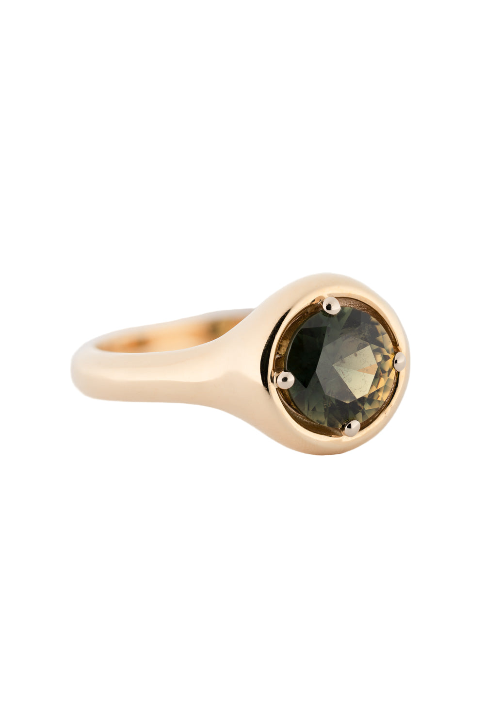 AUSTRALIAN SAPPHIRE SIGNET RING