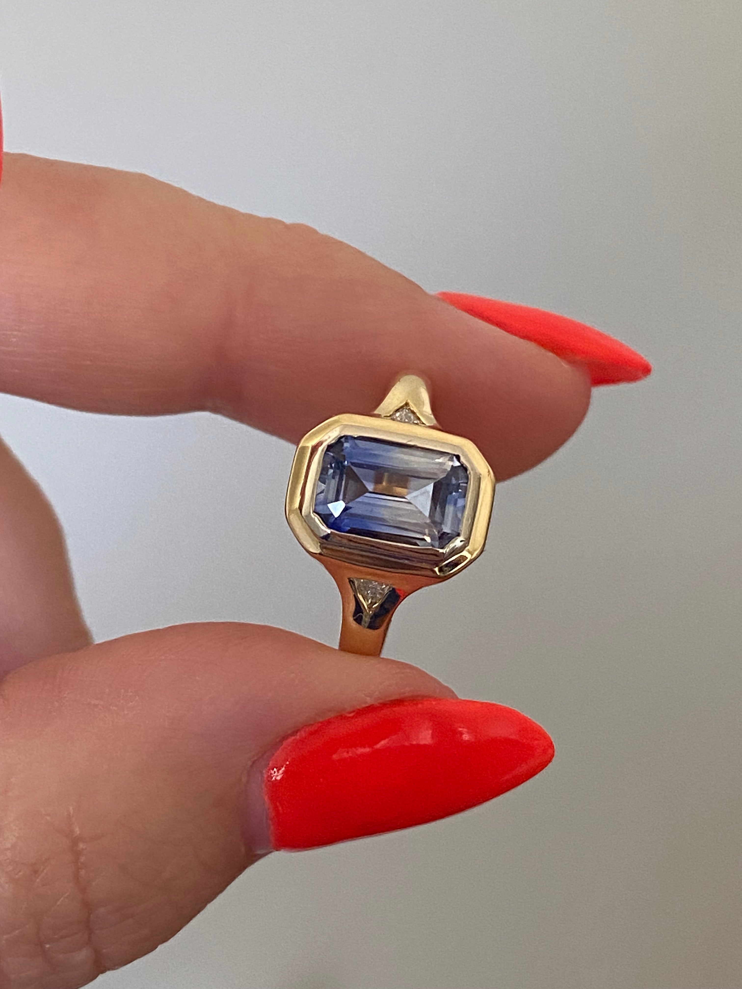 DOUBLE BEZEL SAPPHIRE RING