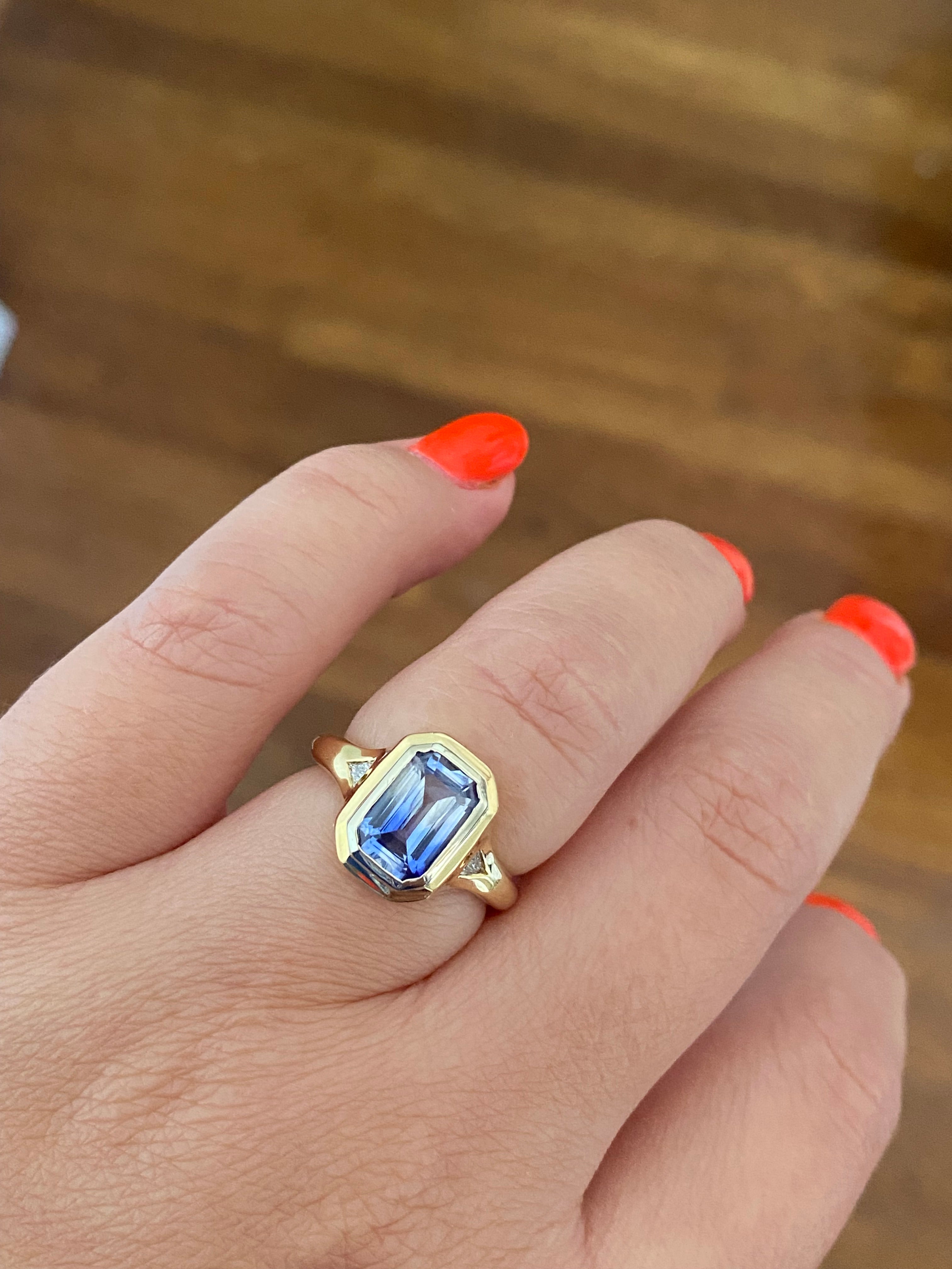 DOUBLE BEZEL SAPPHIRE RING