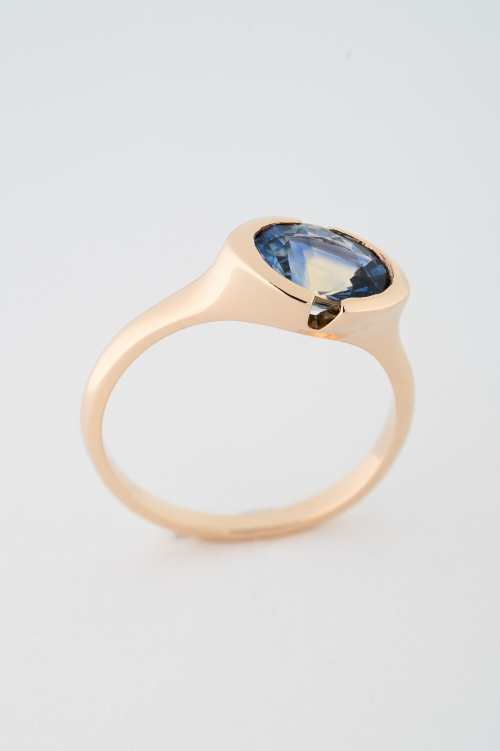 EAST WEST PARTI SAPPHIRE SOLITAIRE
