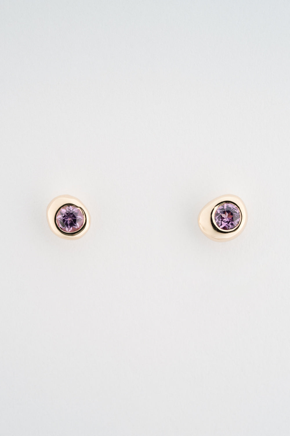 SAPPHIRE PEBBLE STUDS