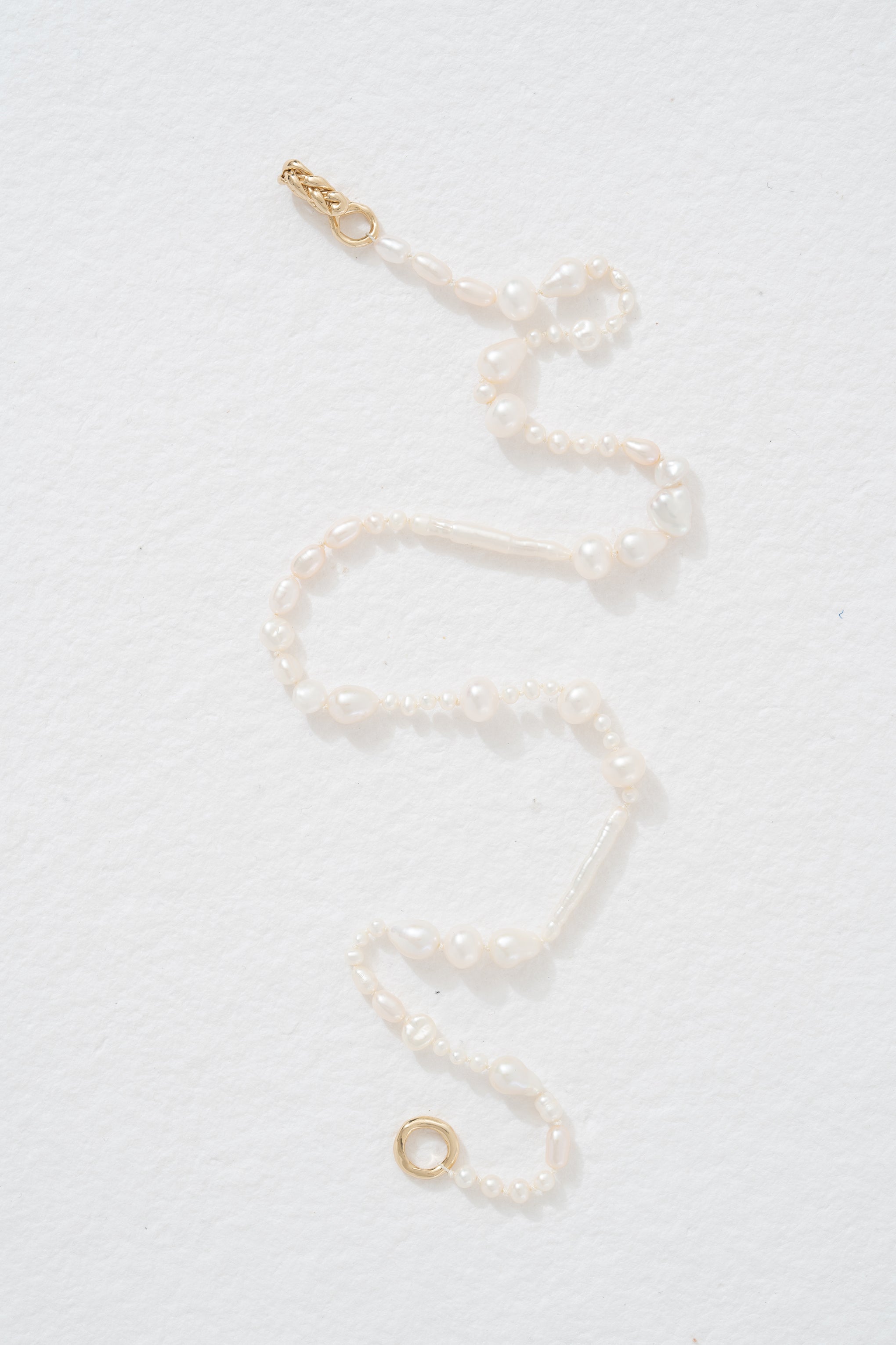 14K YELLOW GOLD PETITE PEARL NECKLACE 19"