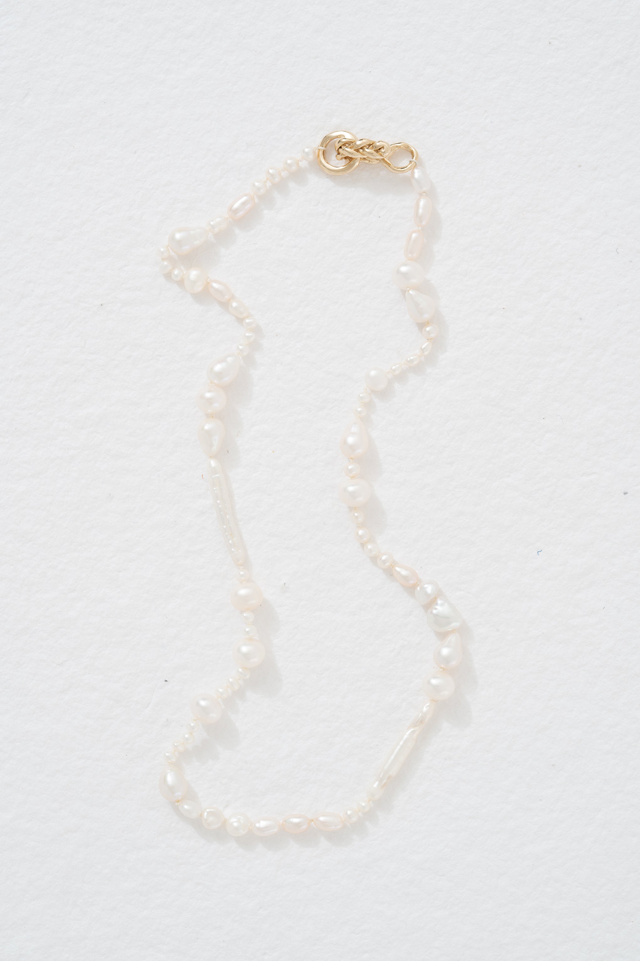 14K YELLOW GOLD PETITE PEARL NECKLACE 19"