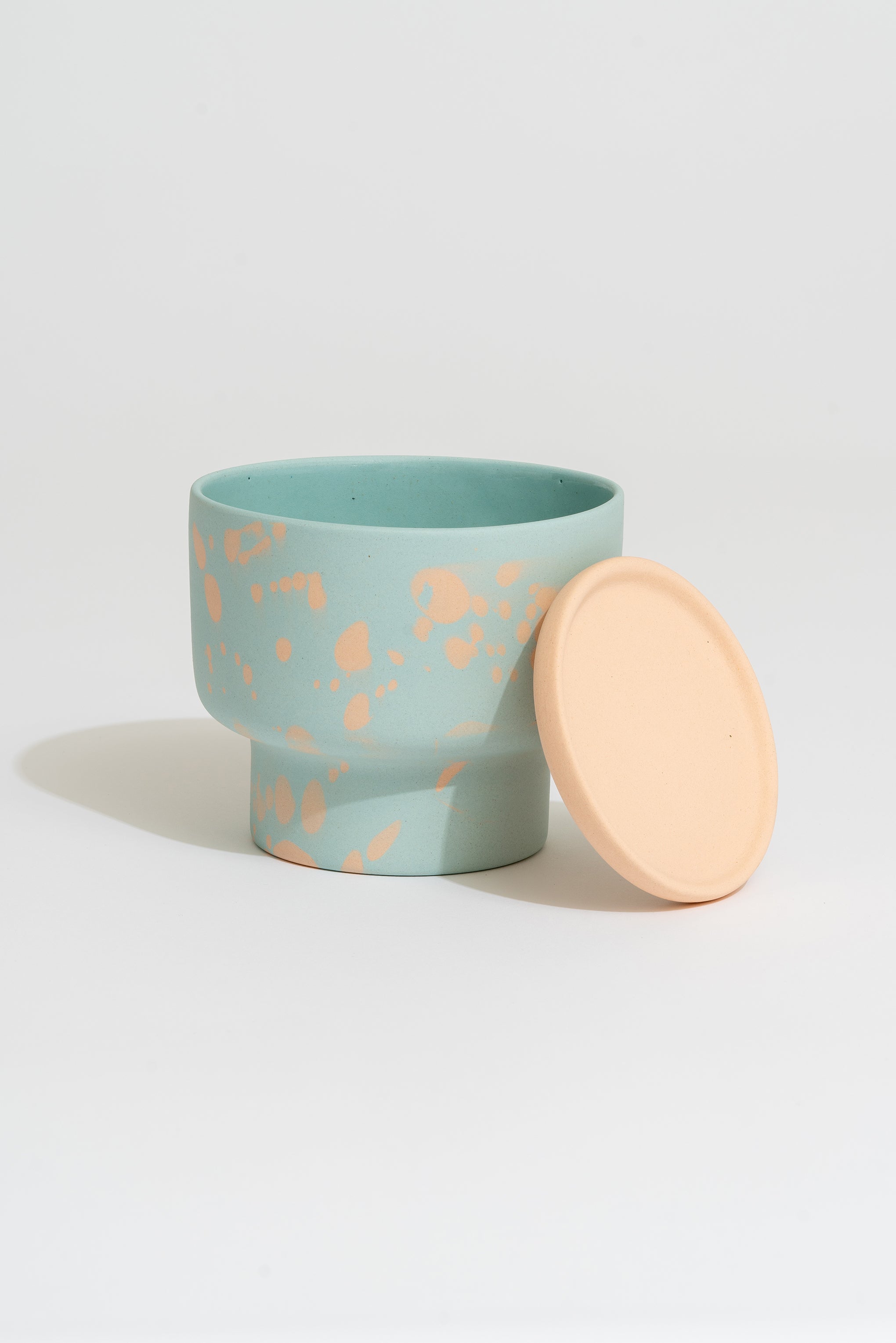 PEACHES CLOUD FOREST PLANTER