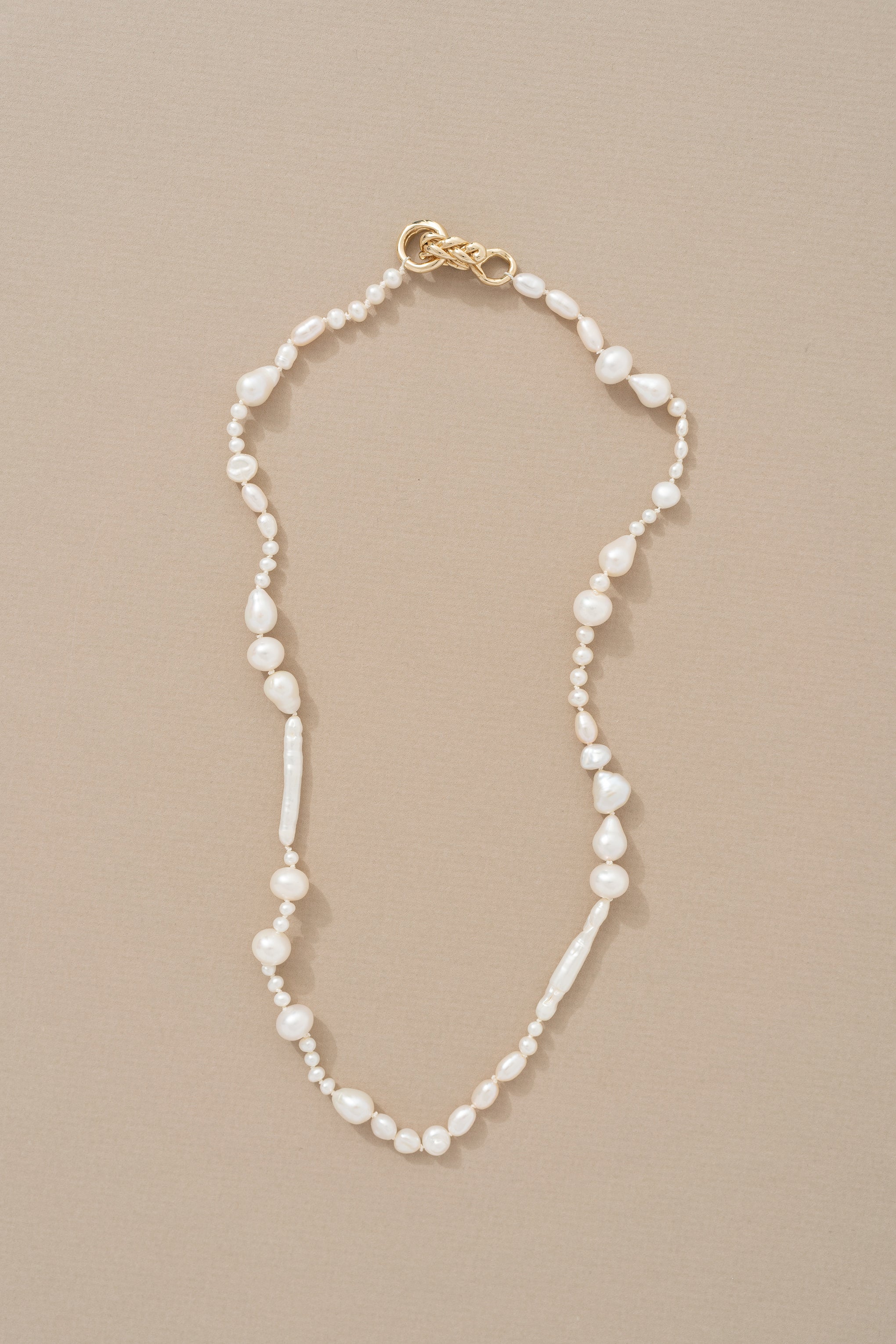 14K YELLOW GOLD PETITE PEARL NECKLACE 19"