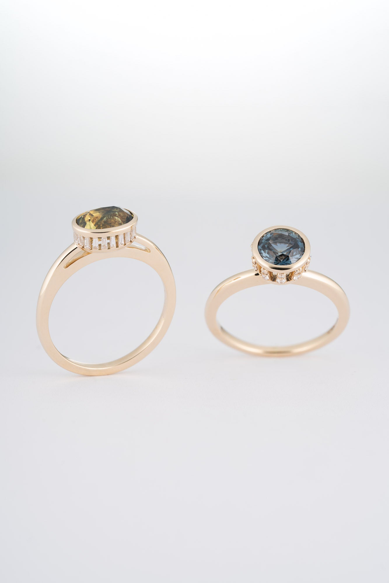 OVAL PARTI SAPPHIRE PAVILION RING