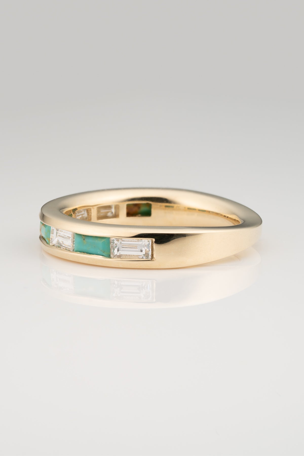 BIGGIE TAPERED EAST WEST TURQUOISE DIAMOND RING