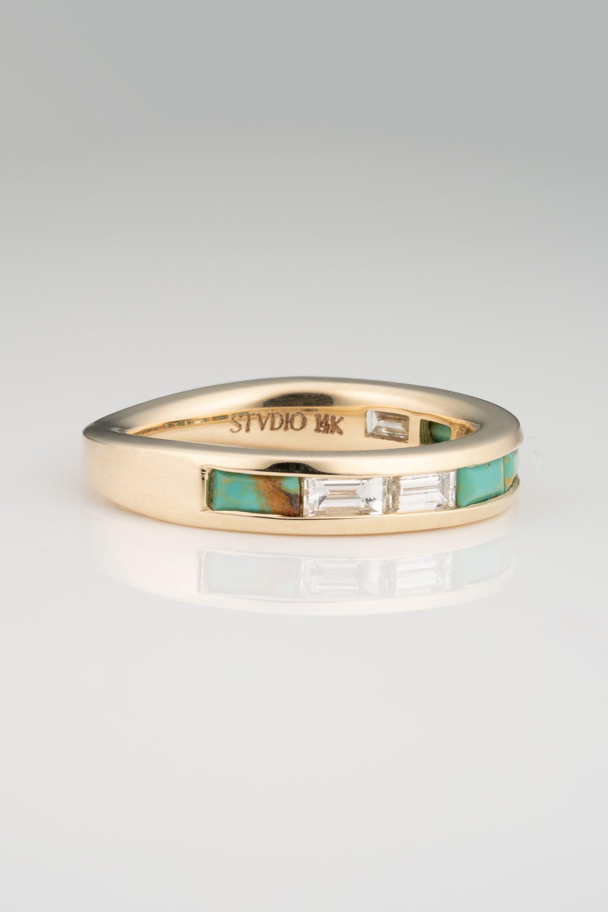 BIGGIE TAPERED EAST WEST TURQUOISE DIAMOND RING